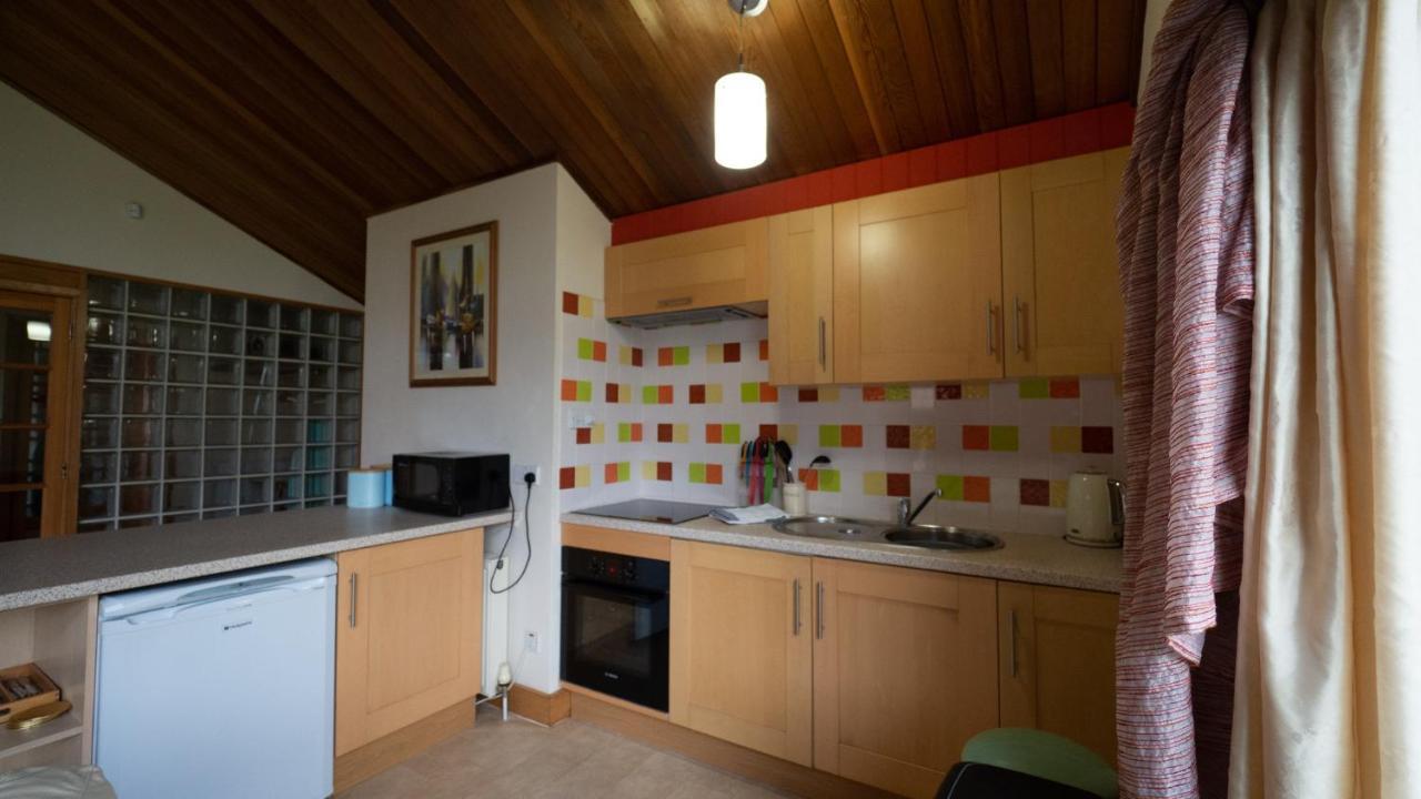 Surlingham Lodge Studio Large Family Cottage NWI Esterno foto